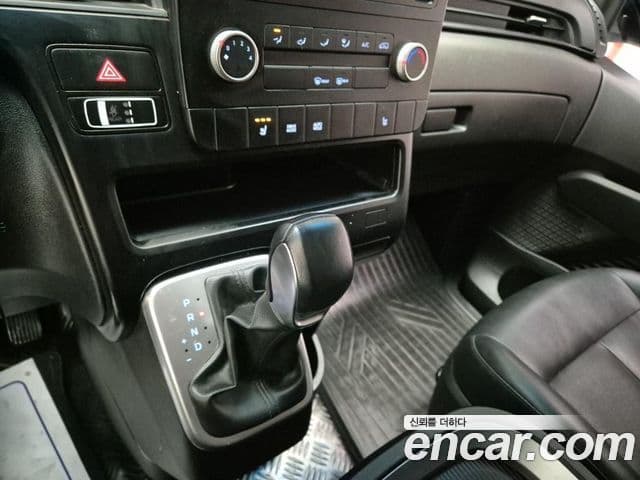 Hyundai Staria Modern, 2022 11