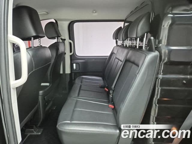 Hyundai Staria Modern, 2022 15
