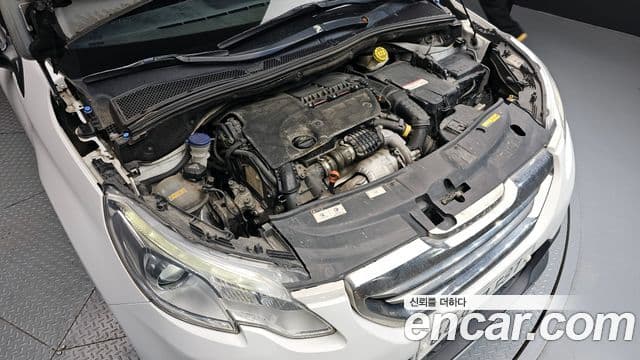 Peugeot 2008 1.6 BlueHDi Felline, 2017 6