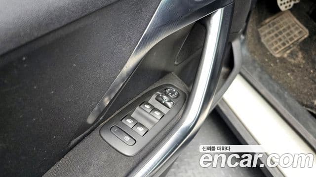 Peugeot 2008 1.6 BlueHDi Felline, 2017 18