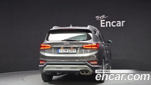 Hyundai Santa Fe TM Exclusive, 2020 4