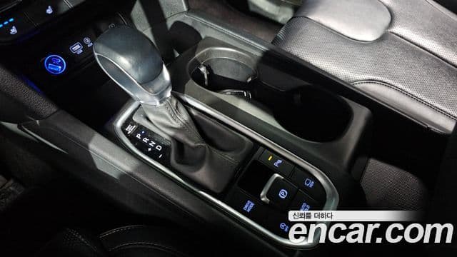 Hyundai Santa Fe TM Exclusive, 2020 9