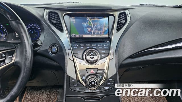 Hyundai Grandeur HG Exclusive, 2013 15