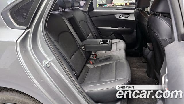 Kia The / новый New K3 2세대 Trendy, 2022 12