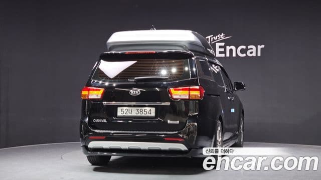 Kia All New Carnival Prestige, 2018 4
