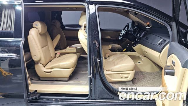 Kia All New Carnival Prestige, 2018 11