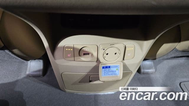 Kia All New Carnival Prestige, 2018 19