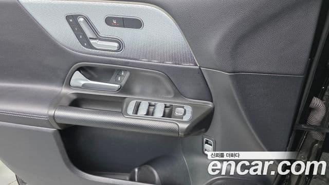 Mercedes-Benz GLB-класс X247 GLB200 d, 2021 13