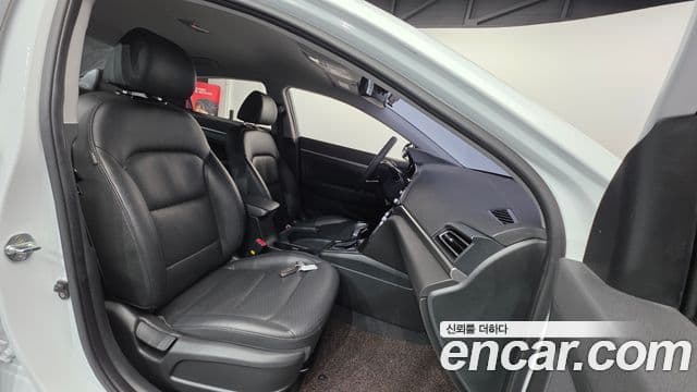 Hyundai The / новый New Avante AD Style, 2019 10