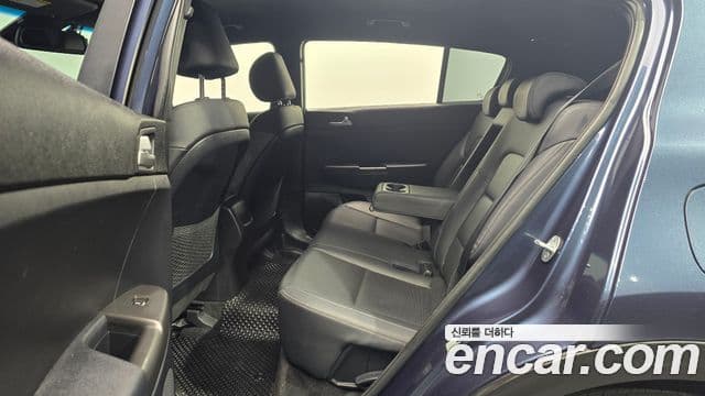 Kia Sportage The / новый Bold Luxury, 2019 12