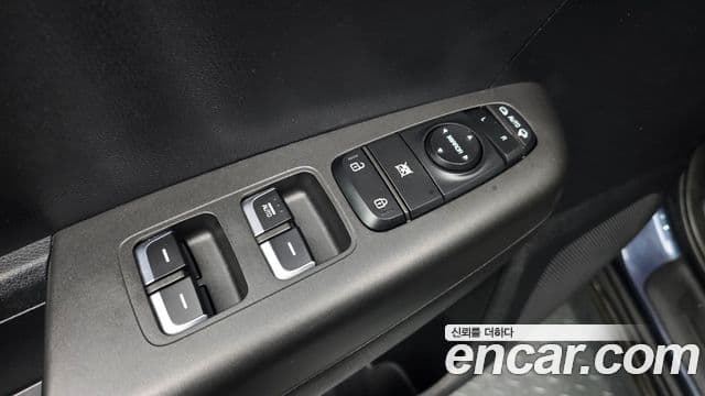 Kia Sportage The / новый Bold Luxury, 2019 18