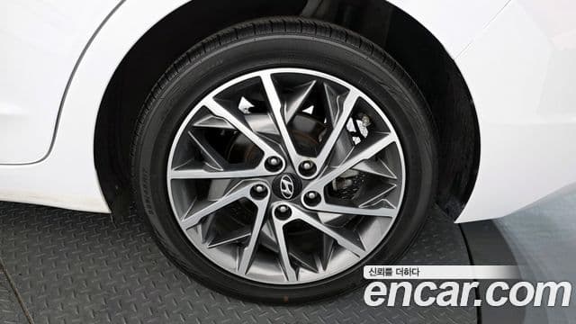 Hyundai The / новый New Avante AD Style, 2019 все фото