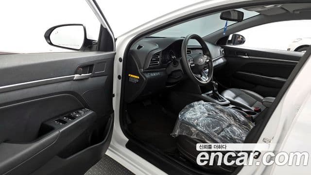 Hyundai The / новый New Avante AD Style, 2019 10