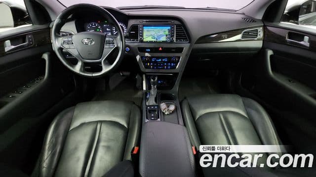 Hyundai LF Sonata LPI Modern(для людей с инвалидностью), 2015 7