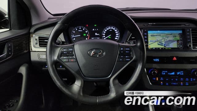 Hyundai LF Sonata LPI Modern(для людей с инвалидностью), 2015 15