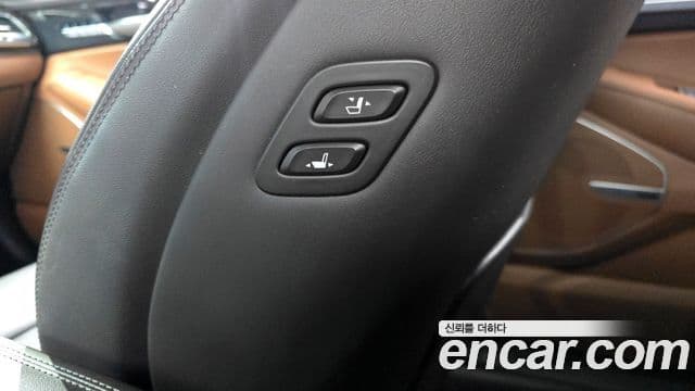 Genesis G90 Luxury, 2019 18