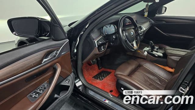 BMW 5시리즈 (G30) 520d M Sport Plus, 2017 11