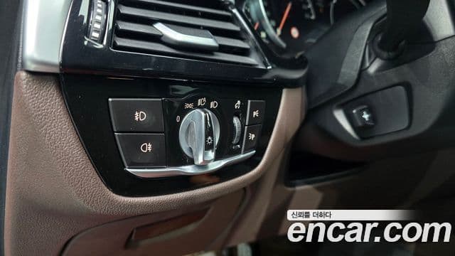 BMW 5시리즈 (G30) 520d M Sport Plus, 2017 14