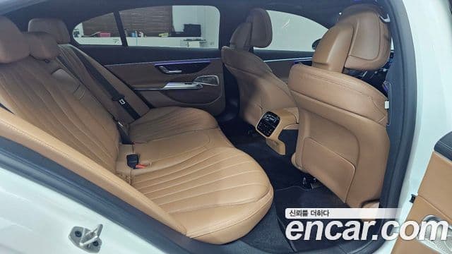 Mercedes-Benz E-класс W214, 2025 20