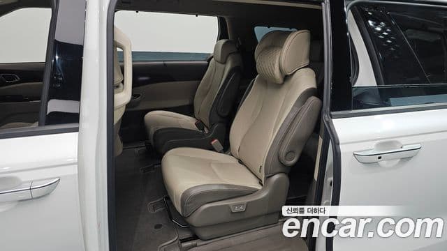 Kia Carnival 4세대 Signature, 2021 12