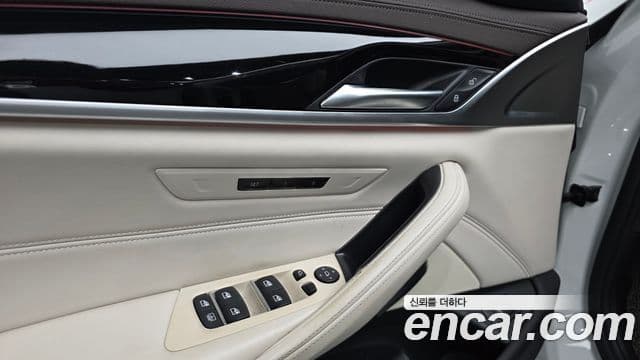 BMW 5시리즈 (G30) 530i M Sport Plus, 2019 18