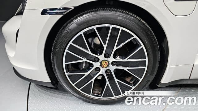 Porsche 타이칸 базовый, 2022 все фото