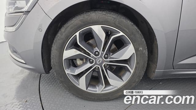 Renault Korea(Samsung) SM6 2.0 LPe RE (для людей с инвалидностью), 2019 все фото