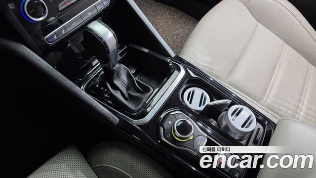 Renault Korea(Samsung) SM6 2.0 LPe RE (для людей с инвалидностью), 2019 9