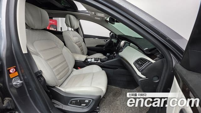 Renault Korea(Samsung) SM6 2.0 LPe RE (для людей с инвалидностью), 2019 10