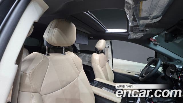Toyota Sienna 4세대, 2021 12