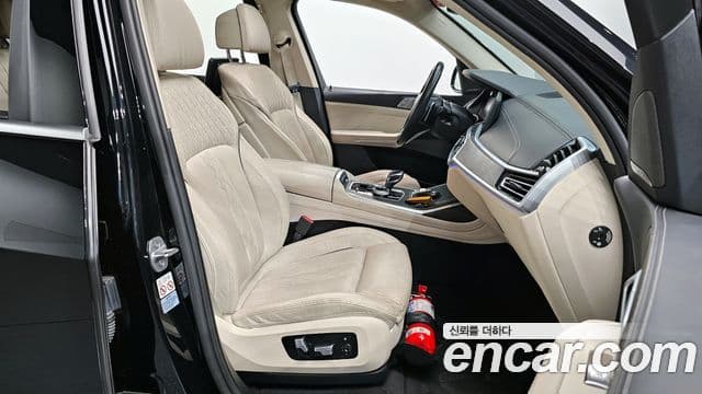 BMW X7 (G07) xDrive 40d Design Pure Excellence 7인승, 2021 10