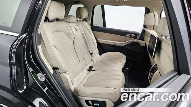 BMW X7 (G07) xDrive 40d Design Pure Excellence 7인승, 2021 12