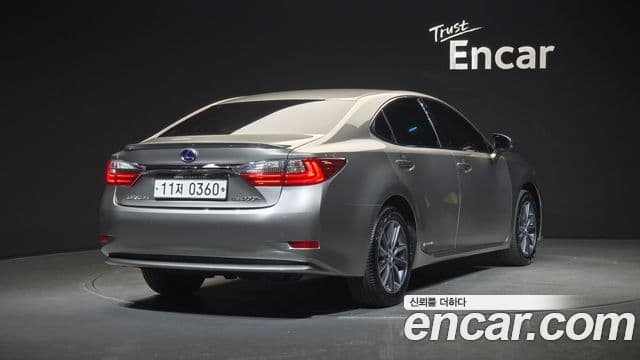 Lexus New ES300h XV60, 2016 2