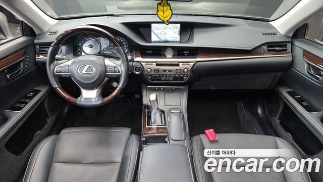 Lexus New ES300h XV60, 2016 7
