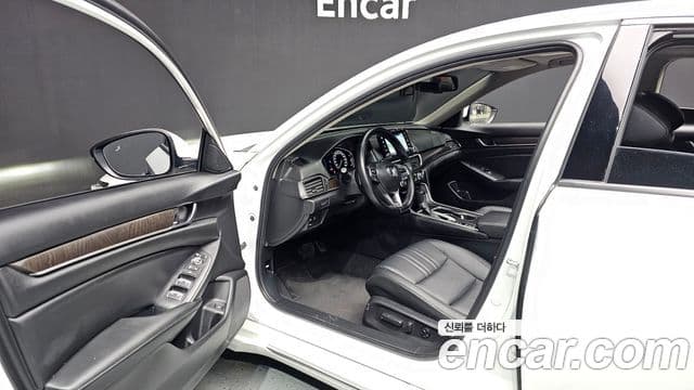 Honda Accord 10세대 1.5 турбо, 2022 10