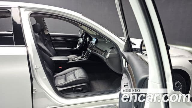 Honda Accord 10세대 1.5 турбо, 2022 11