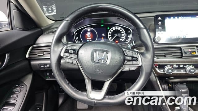 Honda Accord 10세대 1.5 турбо, 2022 14