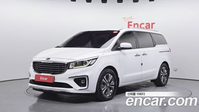 Kia The / новый New Carnival Luxury, 2020 1