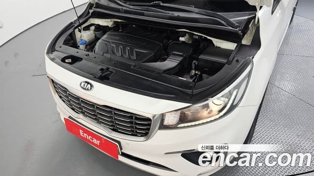 Kia The / новый New Carnival Luxury, 2020 6