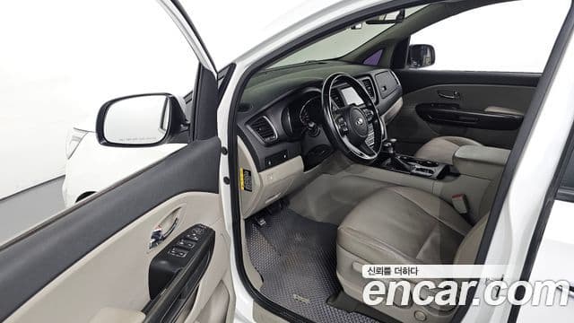 Kia The / новый New Carnival Luxury, 2020 10