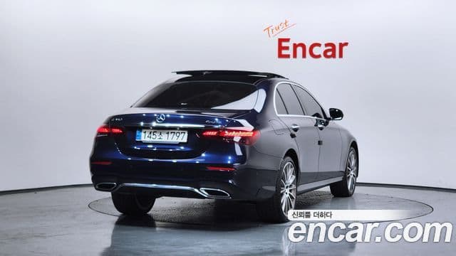 Mercedes-Benz E-класс W213 AMG Line, 2022 2