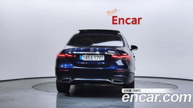 Mercedes-Benz E-класс W213 AMG Line, 2022 4