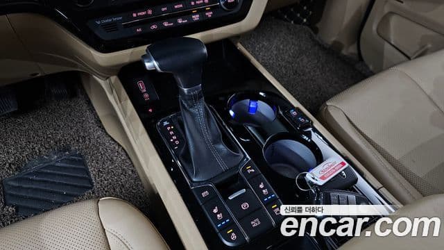 Kia The / новый New Carnival Noblesse Special, 2019 9