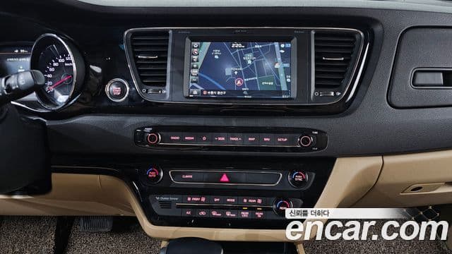 Kia The / новый New Carnival Noblesse Special, 2019 14