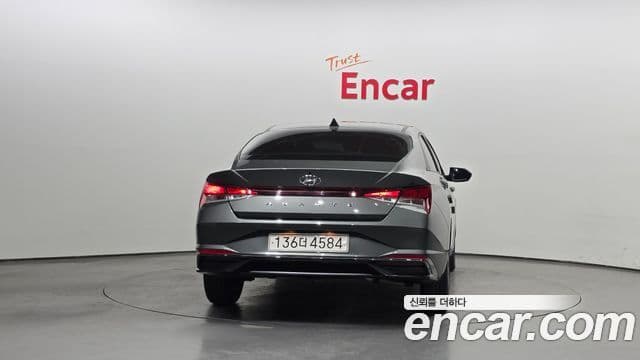 Hyundai Avante (CN7) Modern, 2022 4