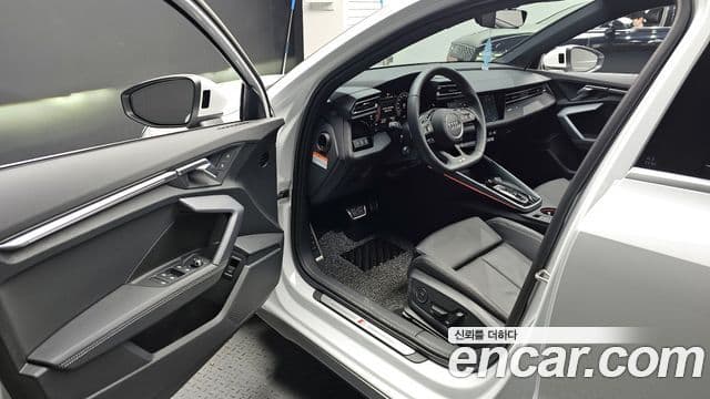 Audi A3 (8Y) Premium, 2025 10