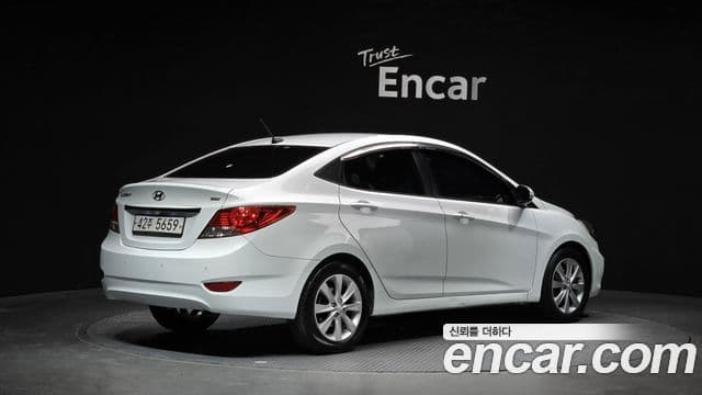 Hyundai Accent(новый кузов / новое поколение) 1.6 GDI top, 2011 2