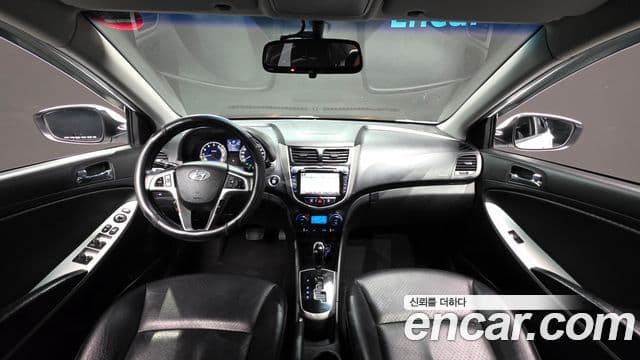 Hyundai Accent(новый кузов / новое поколение) 1.6 GDI top, 2011 7