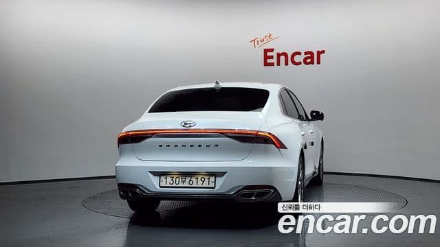 Hyundai The / новый New Grandeur IG гибрид Calligraphy, 2020 4