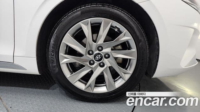 Hyundai The / новый New Grandeur IG гибрид Calligraphy, 2020 все фото